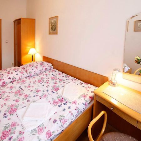 Apartman Moravska Karlovy Vary Esterno foto